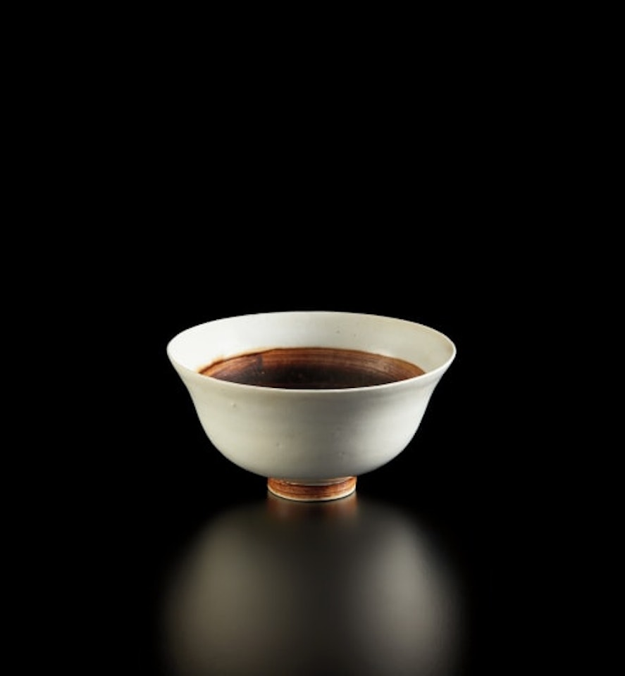 Footed bowl by Lucie Rie