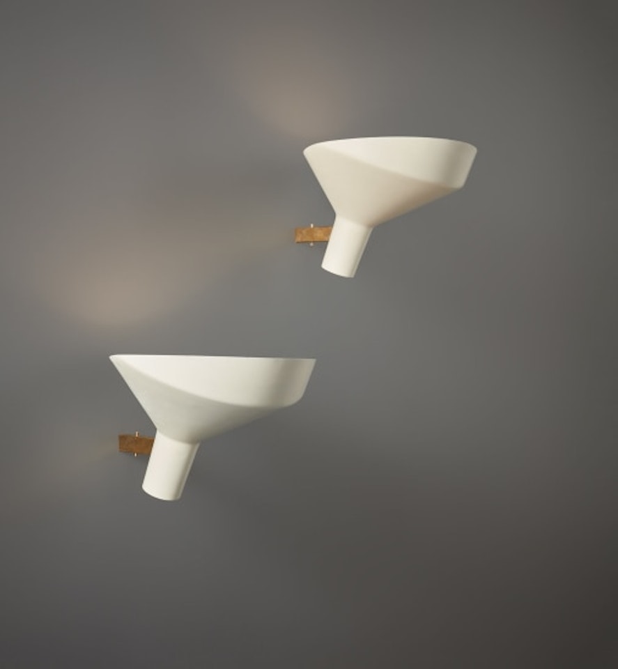Pair of wall lights, model no. 225 by Gino Sarfatti