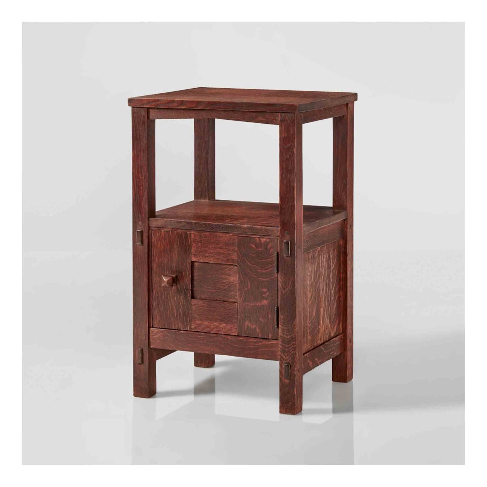 Somno, Model No. 605 by Gustav Stickley