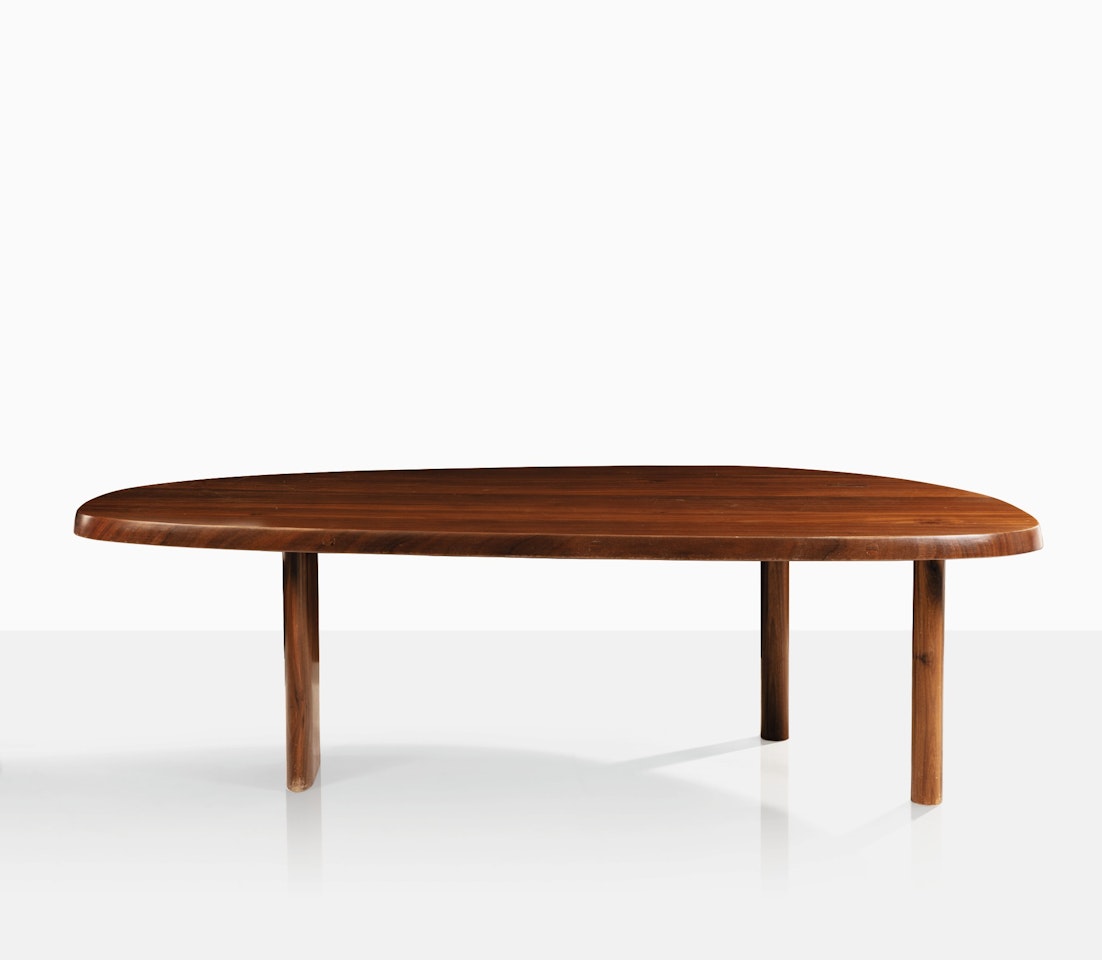 En forme table by Charlotte Perriand