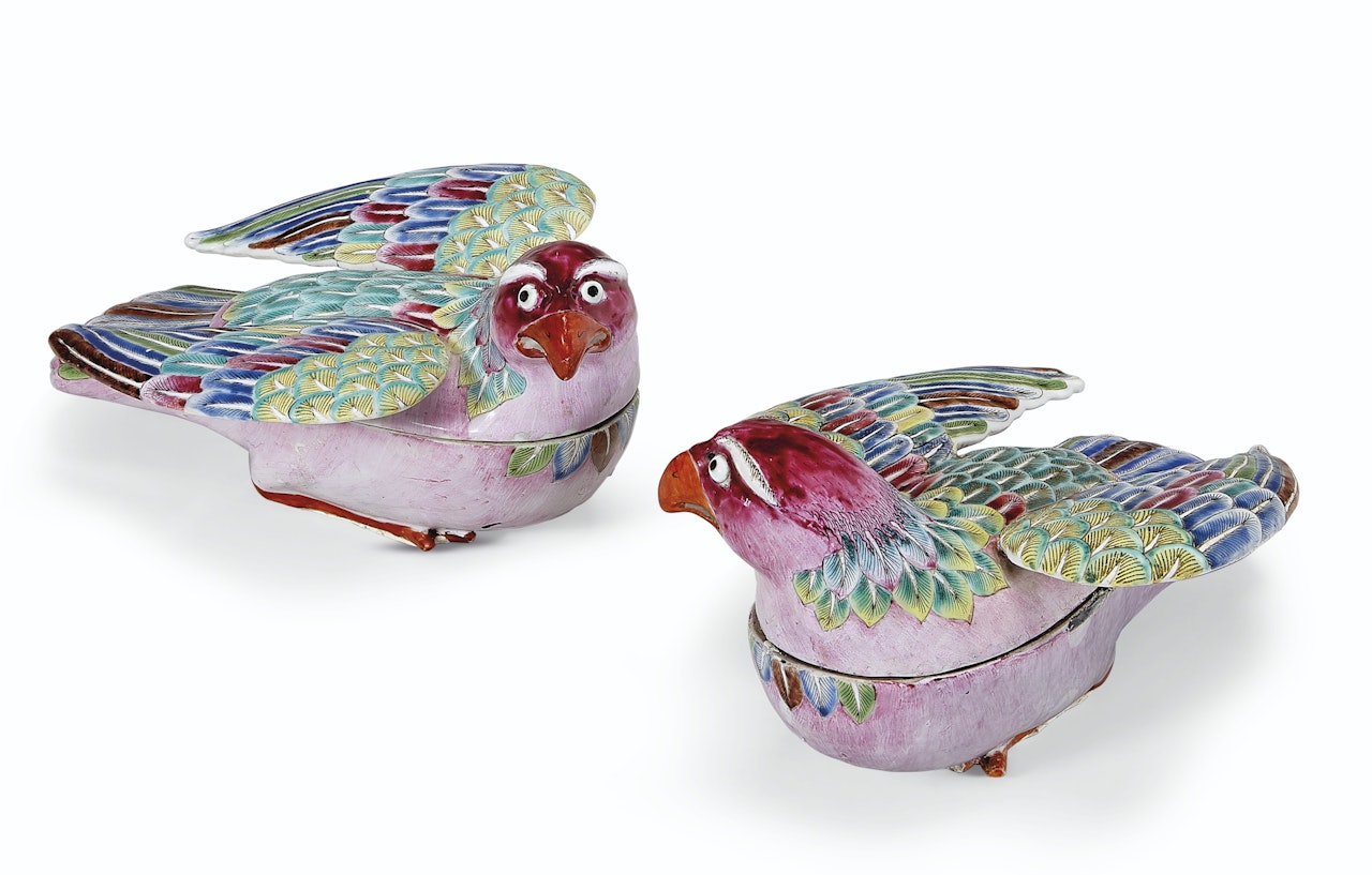 A PAIR OF FAMILLE ROSE HAWK BOXES AND COVERS by Anonymous