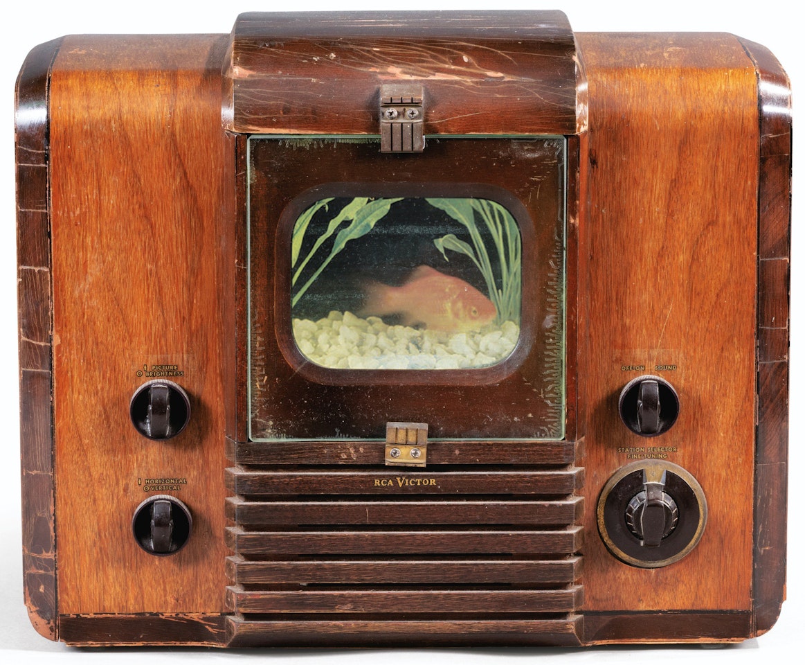 Sonatine for Goldfish by Nam June Paik