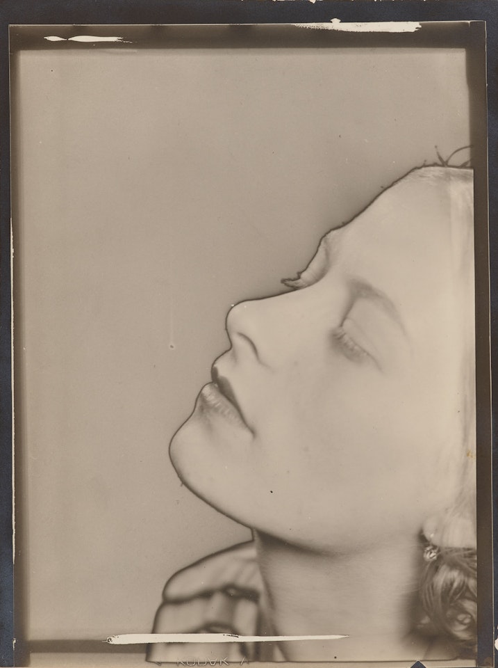 Profil solarisé, 1930 by Man Ray