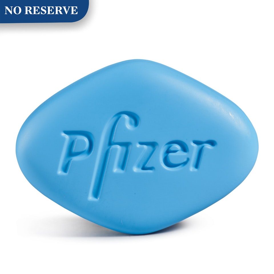 Pfizer VGR 100mg (Baby Blue) by Damien Hirst