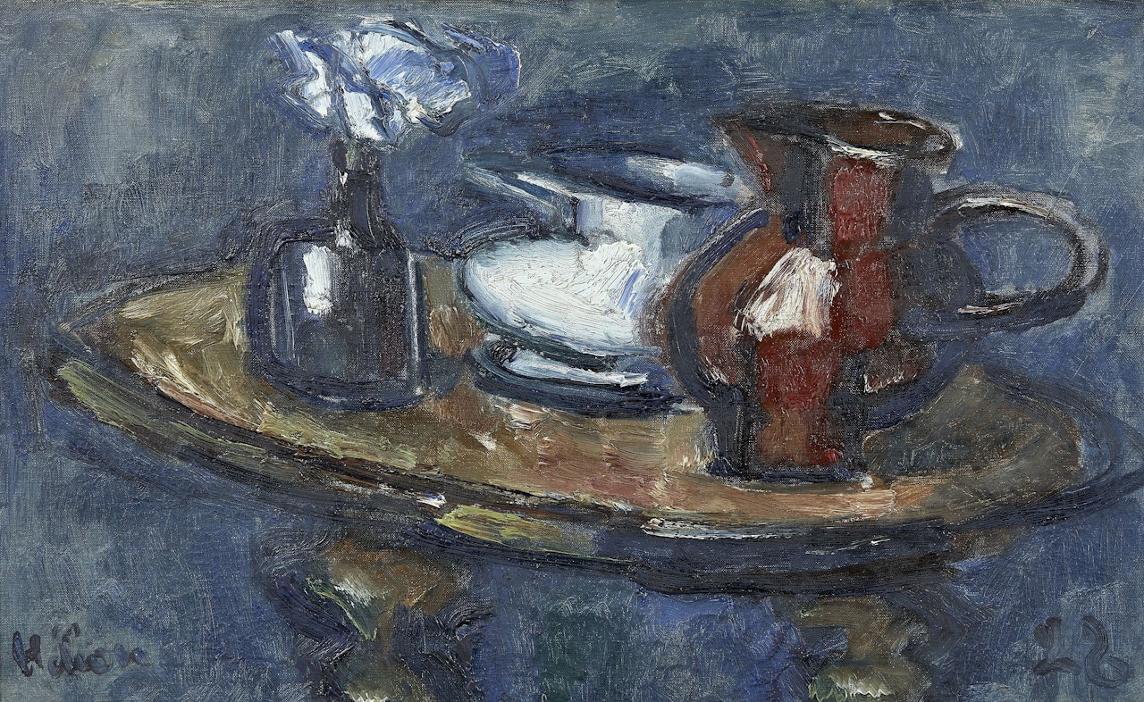 Nature morte (2 pichets - fleur et bouteille) - 1928 by Jean Hélion