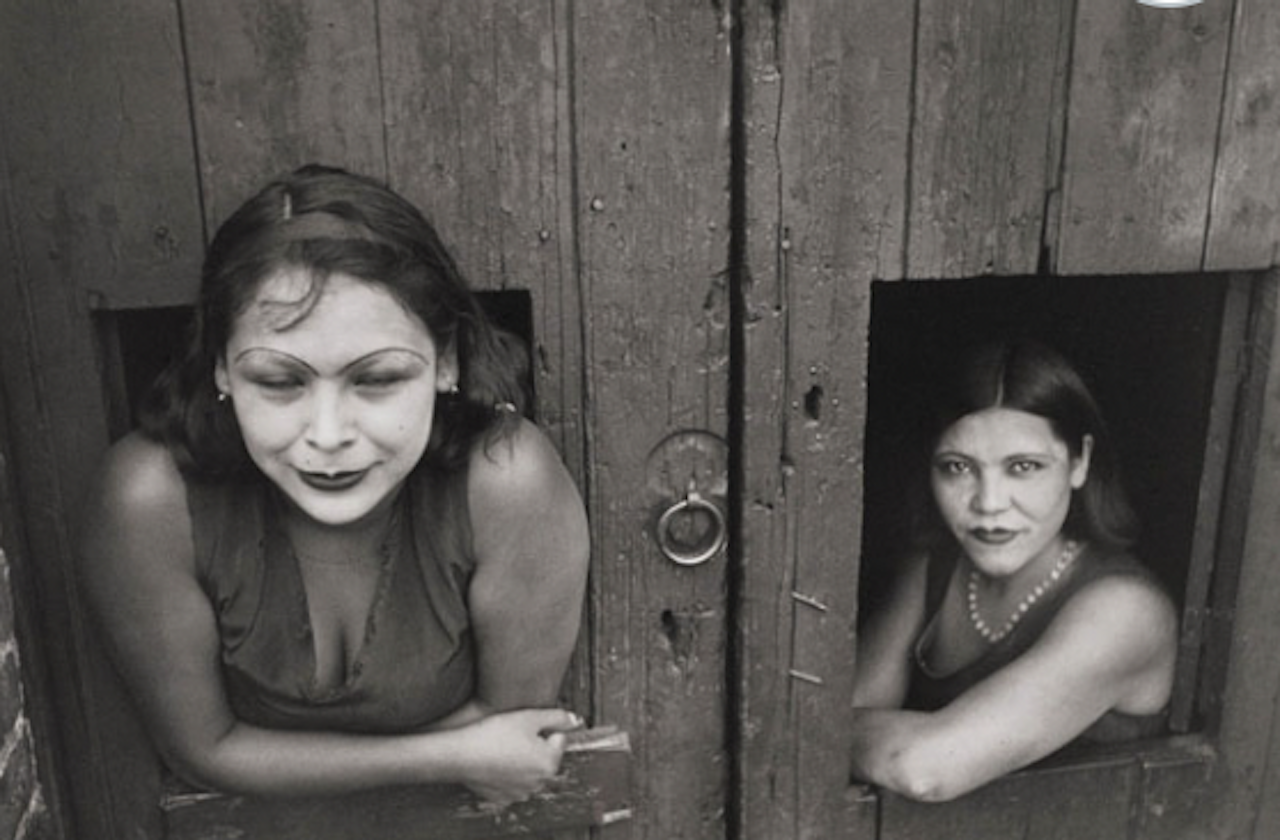 Calle Cuahtemoctzin, Mexico City by Henri Cartier-Bresson