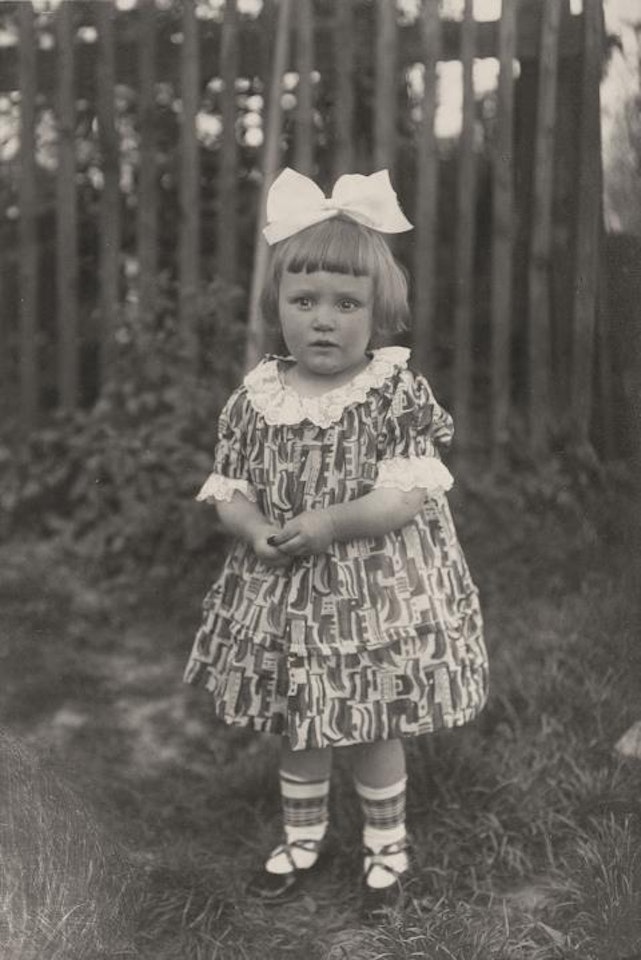 Little girl, Oberölfen, Westerwald by August Sander
