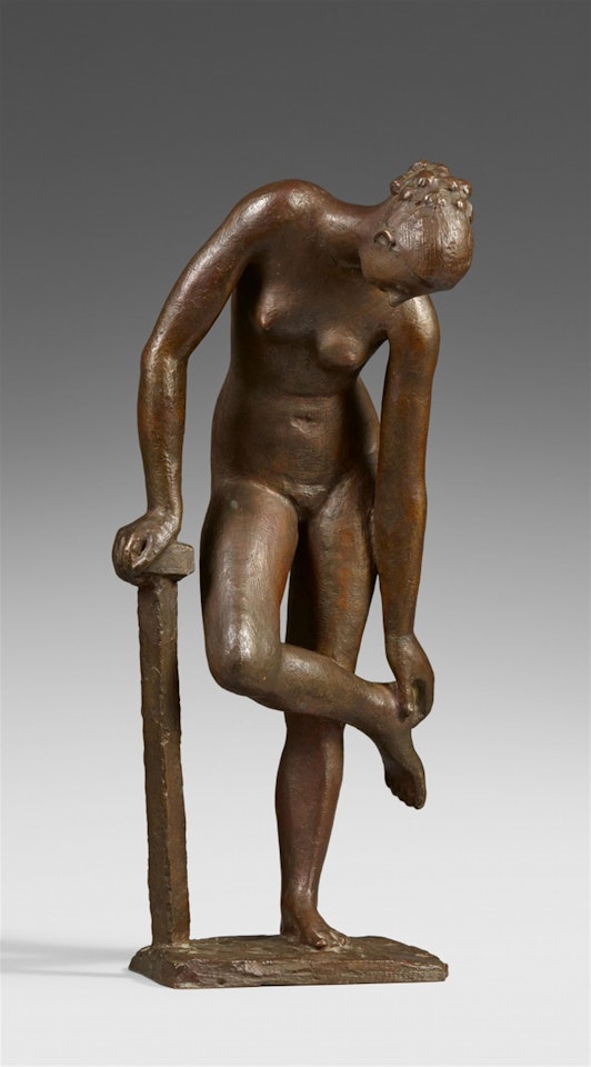 Sich Aufstützende by Gerhard Marcks