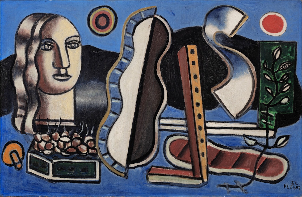 Objets contrastés sur fond bleu by Fernand Leger