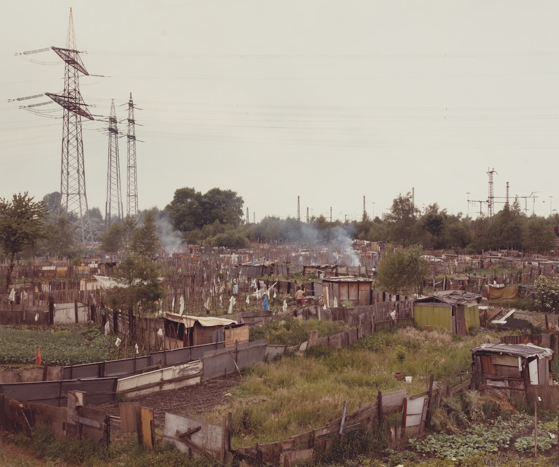Schrebergarten, Gelsenkirchen, 1989 by Andreas Gursky