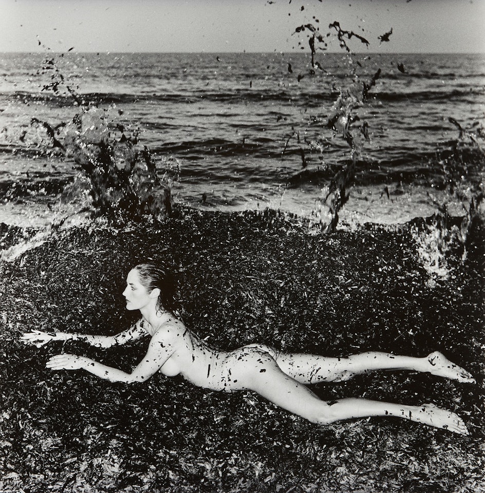 Nude in seaweed, Saint-Tropez by Helmut Newton