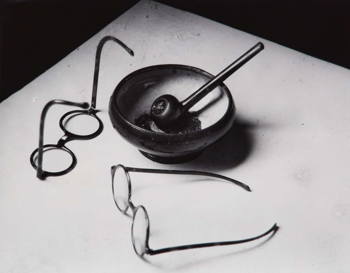 Nature Morte, Chez Mondrian by André Kertész