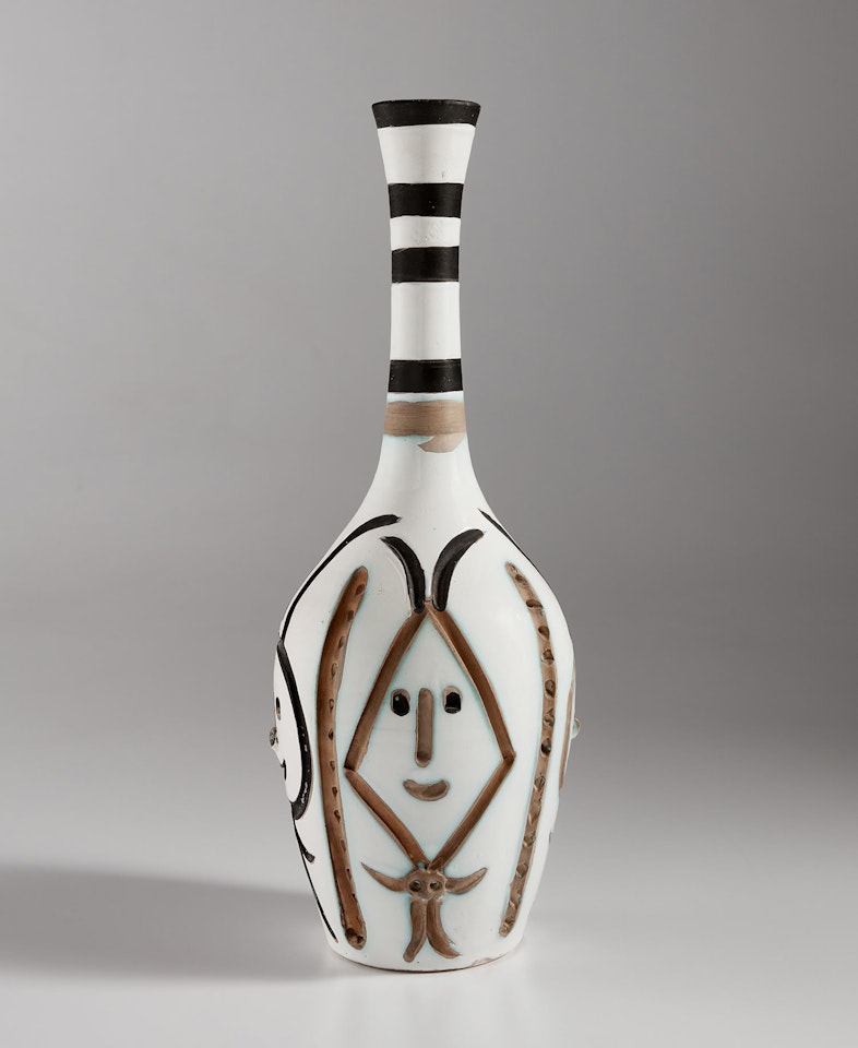 Engraved bottle (Bouteille gravée) (R. 249) by Pablo Picasso