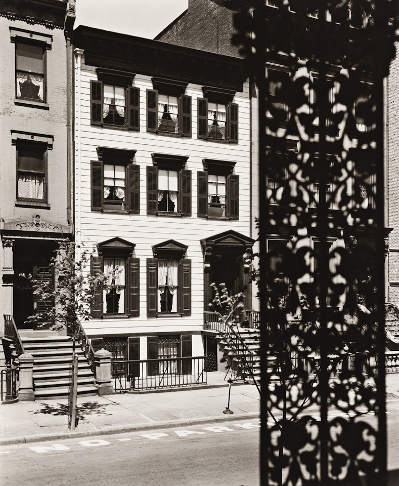 Willow Street #104, Brooklyn by Berenice Abbott