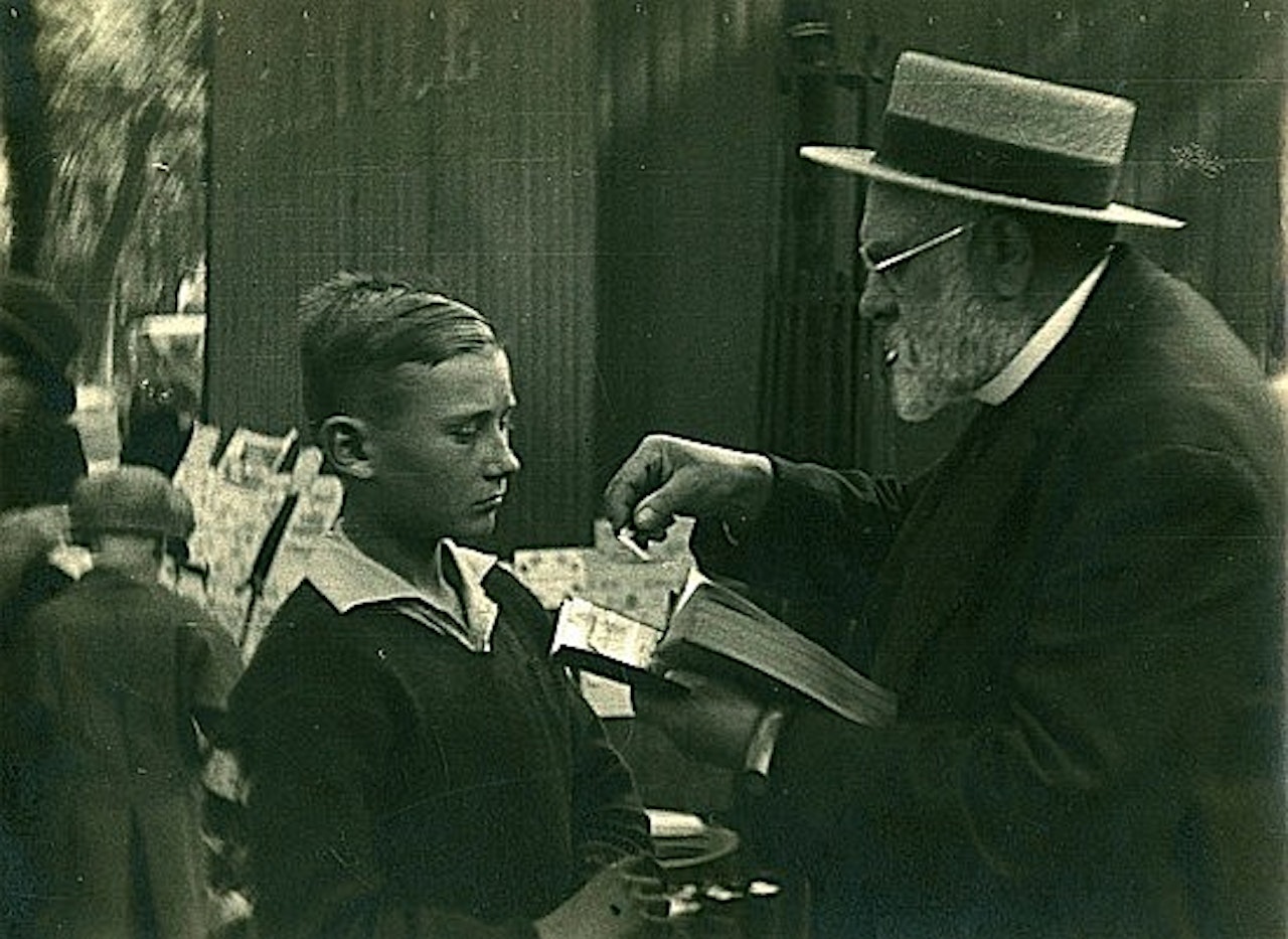 Timbres-postes by André Kertész