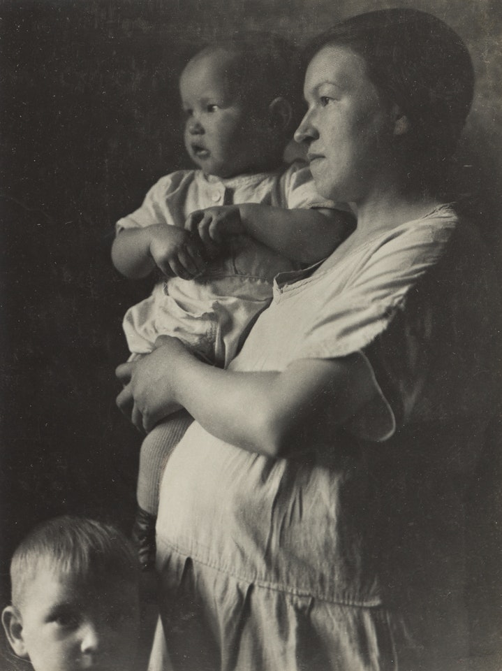 Mother and children by Tina Modotti