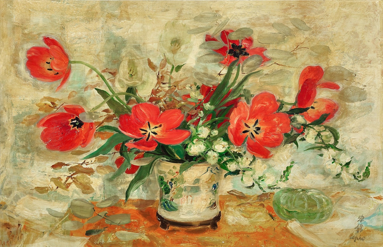 Vase Compagnie des Indes by Le Pho
