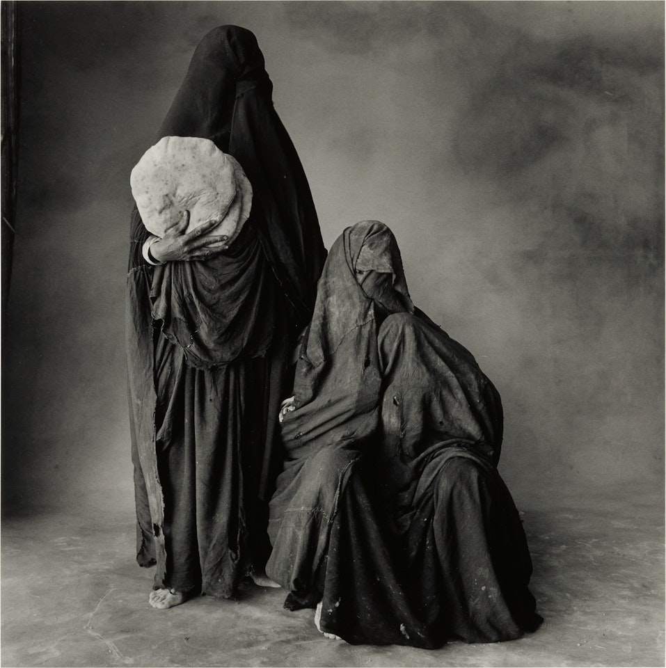 Two Rissani Women, One with Bread, One with Child (Morocco, 1971) by Irving Penn