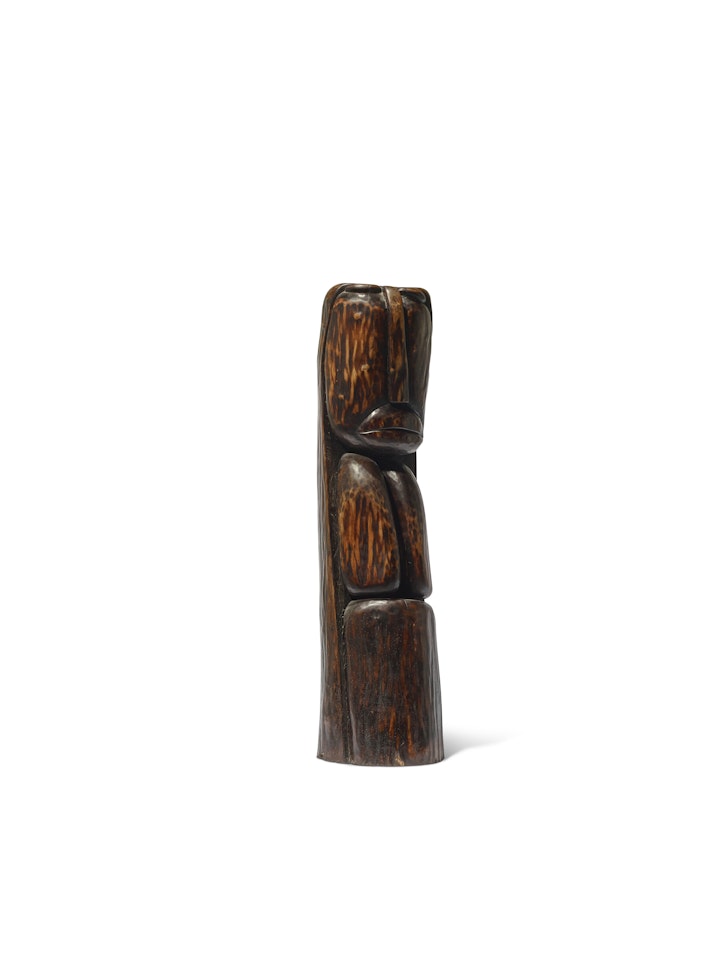 Totem femme by Wang Keping