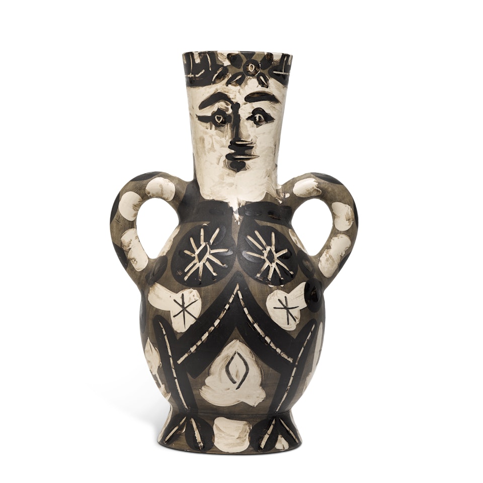 Vase deux anses hautes (A. R. 141) by Pablo Picasso