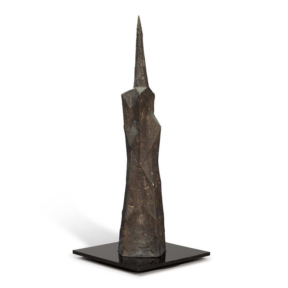 Oscar V by Lynn Chadwick