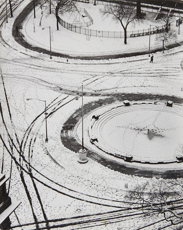 Washington Square by André Kertész