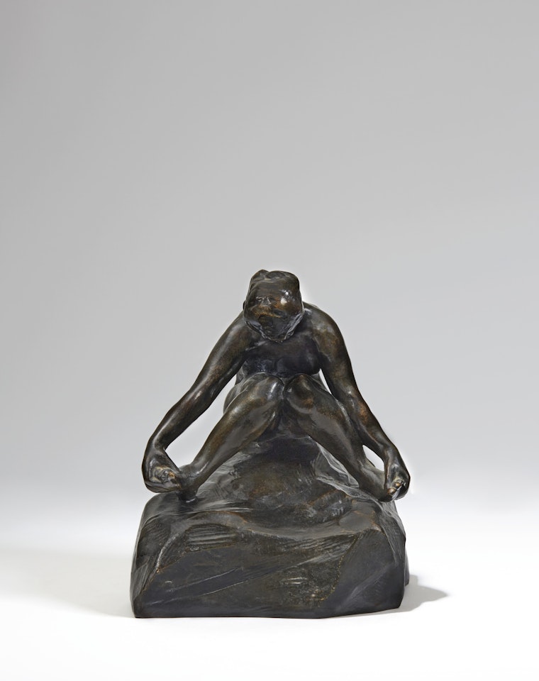 Baigneuse assise se tenant les pieds, version avec tête, petit modèle by Auguste Rodin