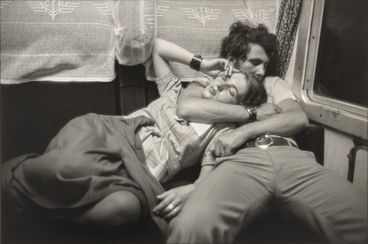 Dans un train, Roumanie by Henri Cartier-Bresson