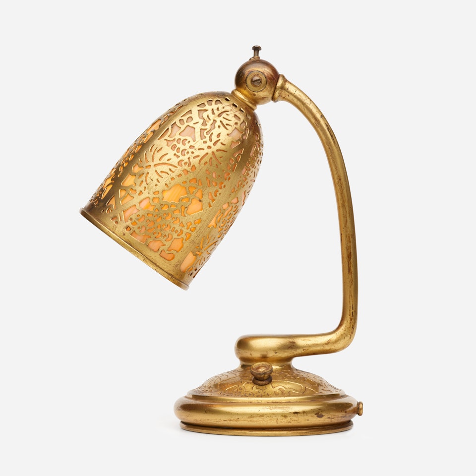 Grapevine desk lamp, model 552 by Tiffany Studios
