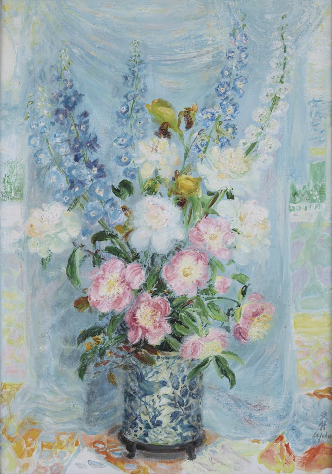 Composition by Le Pho