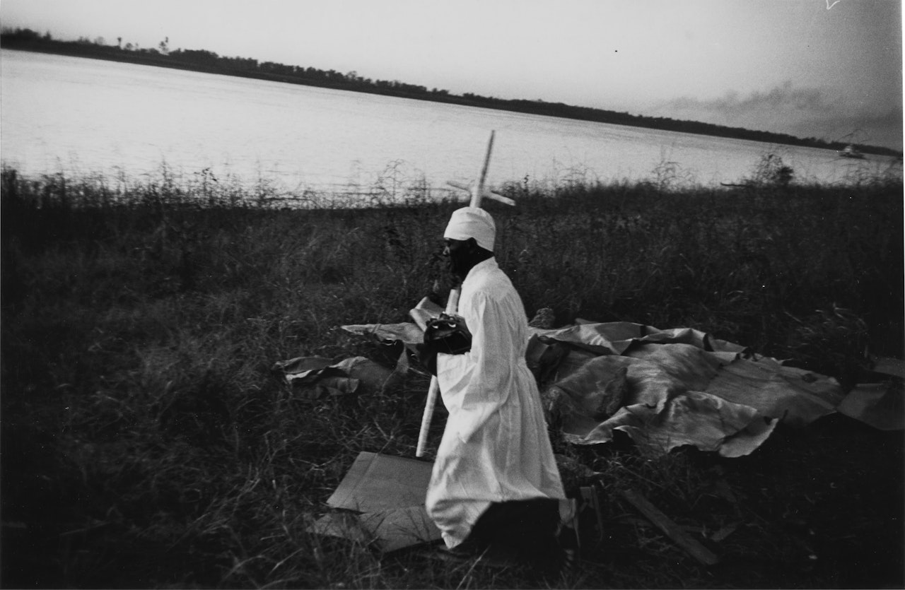 "Mississippi - Near Baton Rouge" (Mississippi River, Baton Rouge, Louisiana) by Robert Frank