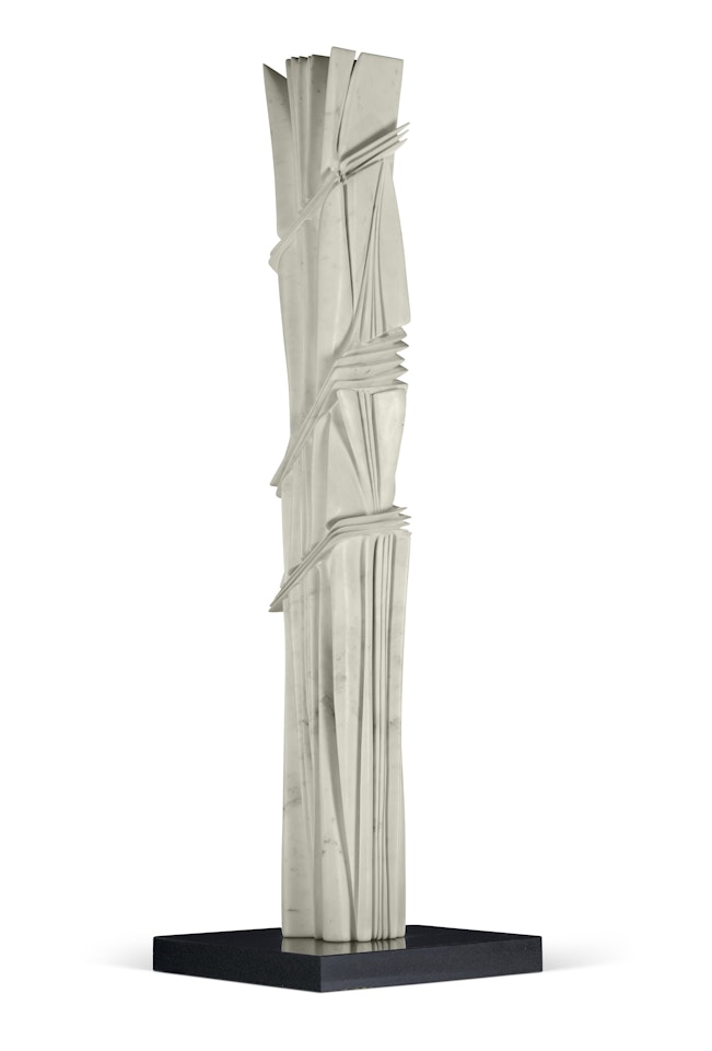 Totem de la Paz (Totem of Peace) by Pablo Atchugarry