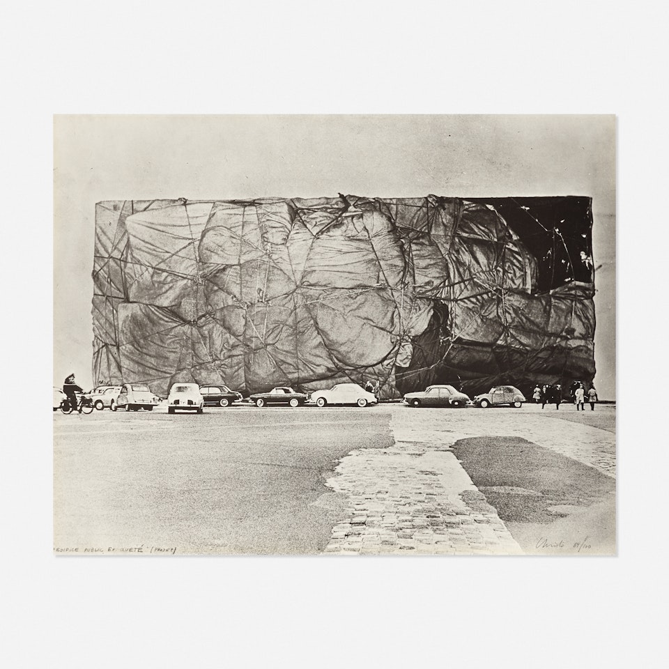 Edifice Public Empaqueté, Project (Ecole Militaire, Paris) by Christo