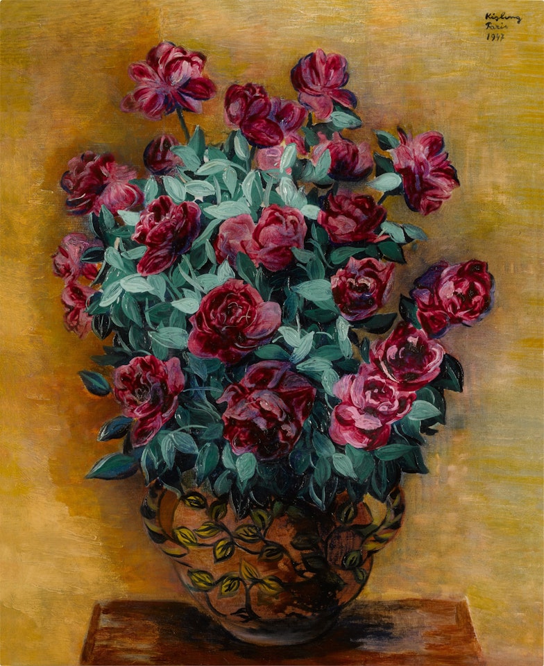 Roses rouges dans un vase by Moïse Kisling