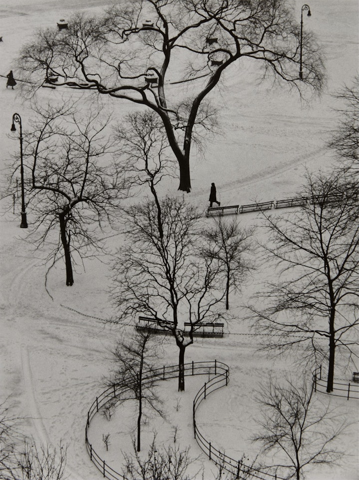 Washington Square by André Kertész