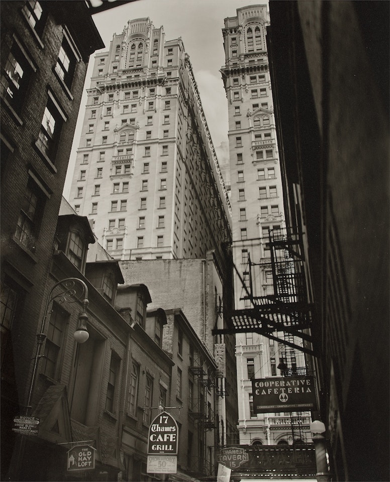 Vista: Thames Street, No. 22 by Berenice Abbott