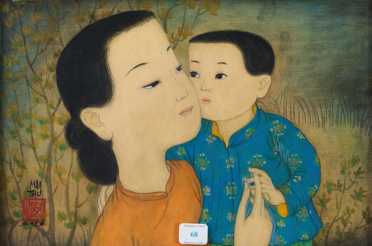 Amour filial (femme tenant son enfant dans les bras)  by Mai Trung Thu