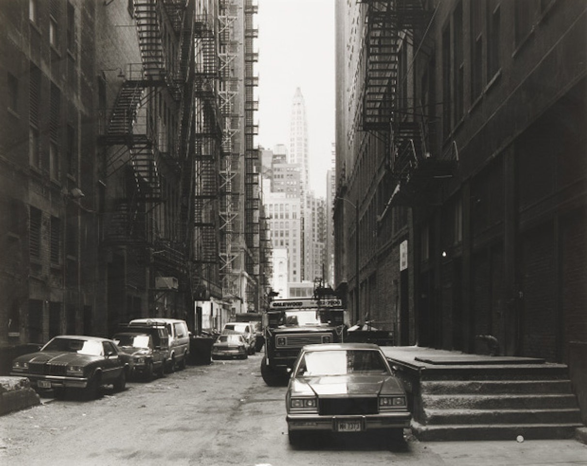 North Garland Court I Chicago 1990 by Thomas Struth