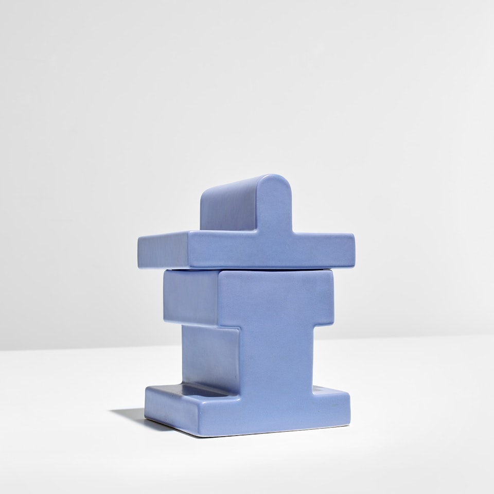 Lidded box, model no. 'Y25', from the 'Yantra di Terracotta' series by Ettore Sottsass
