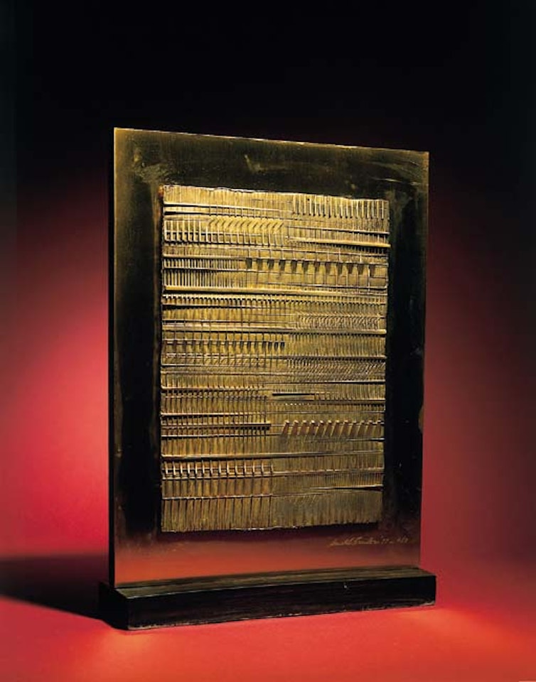 Lettera D by Arnaldo Pomodoro