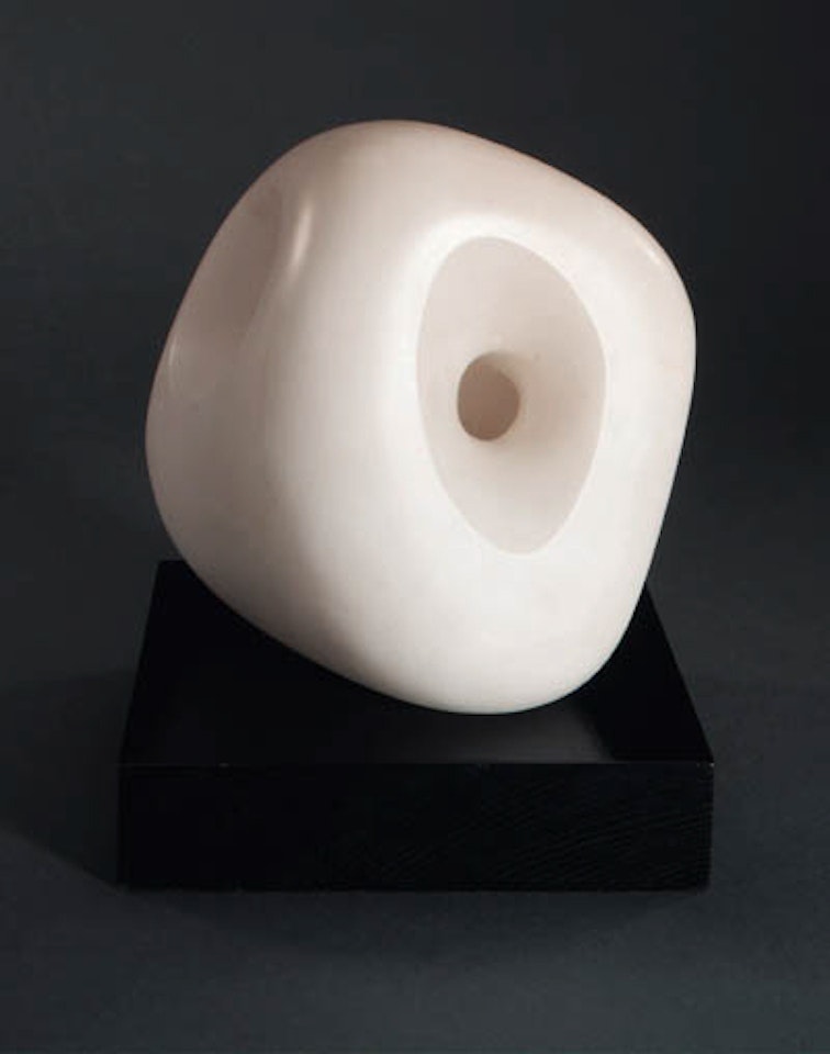 Small form - amulet by Barbara Hepworth