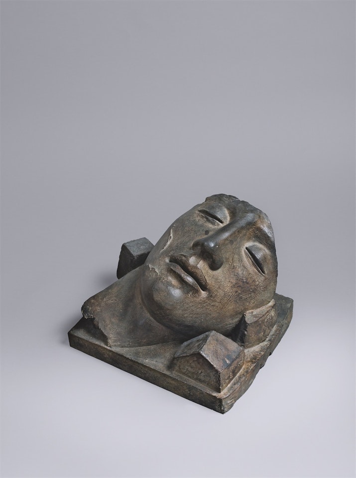 Dormiente by Igor Mitoraj