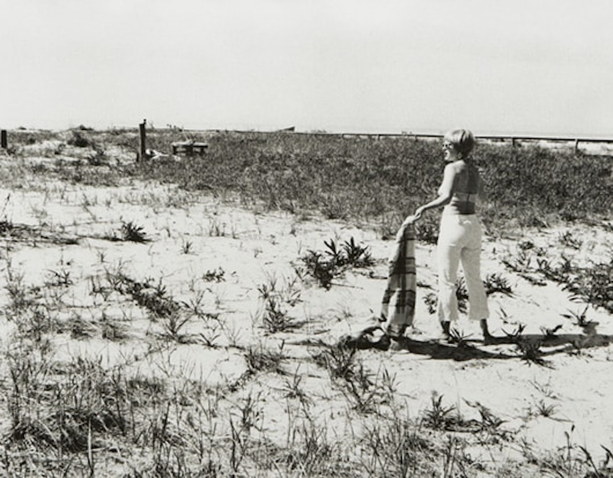 Untitled film still no.8 by Cindy Sherman