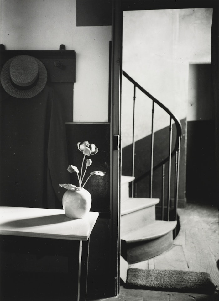 CHEZ MONDRIAN by André Kertész