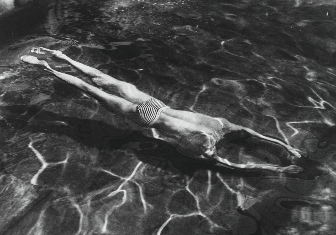 UNDERWATER SWIMMER, ESZTERGOM by André Kertész