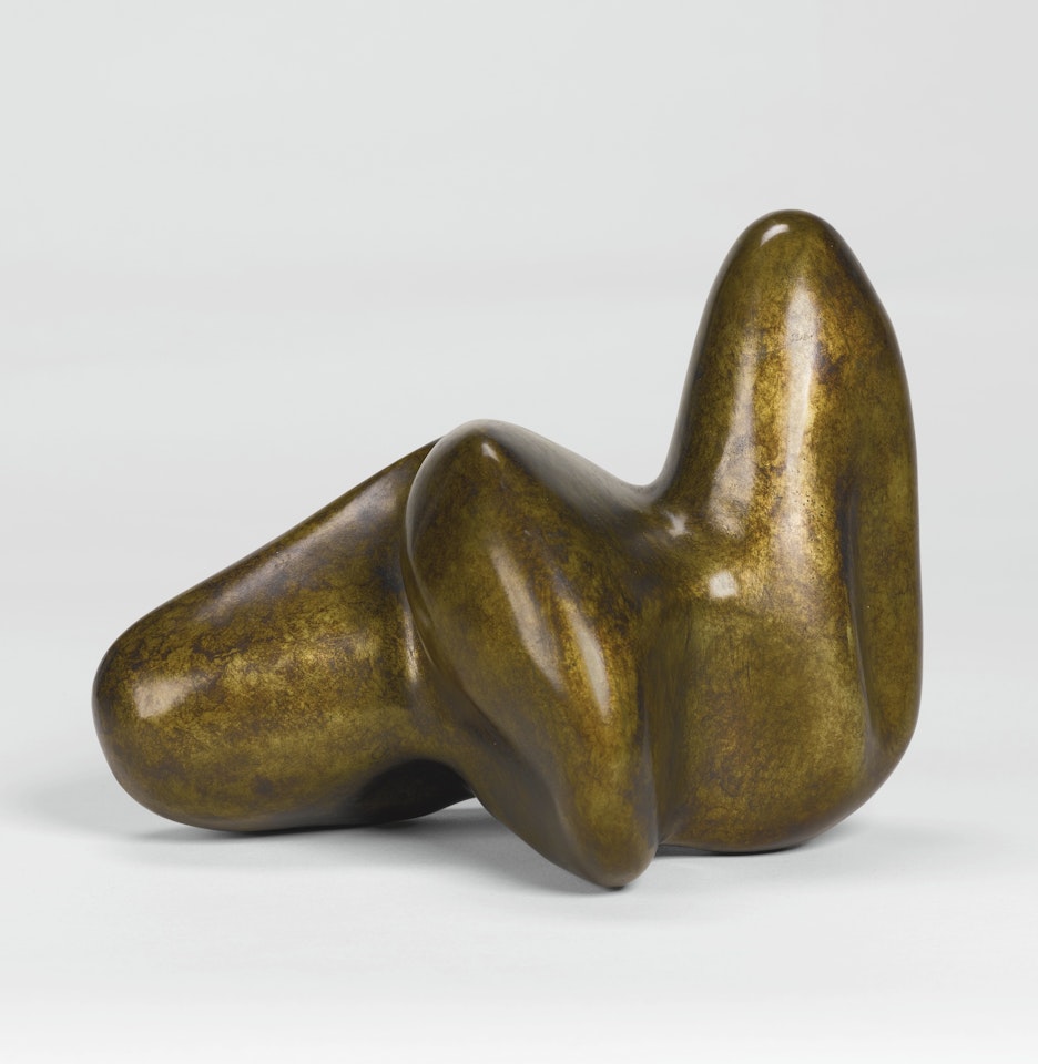 CHAPEAU-FORÊT by Jean Arp