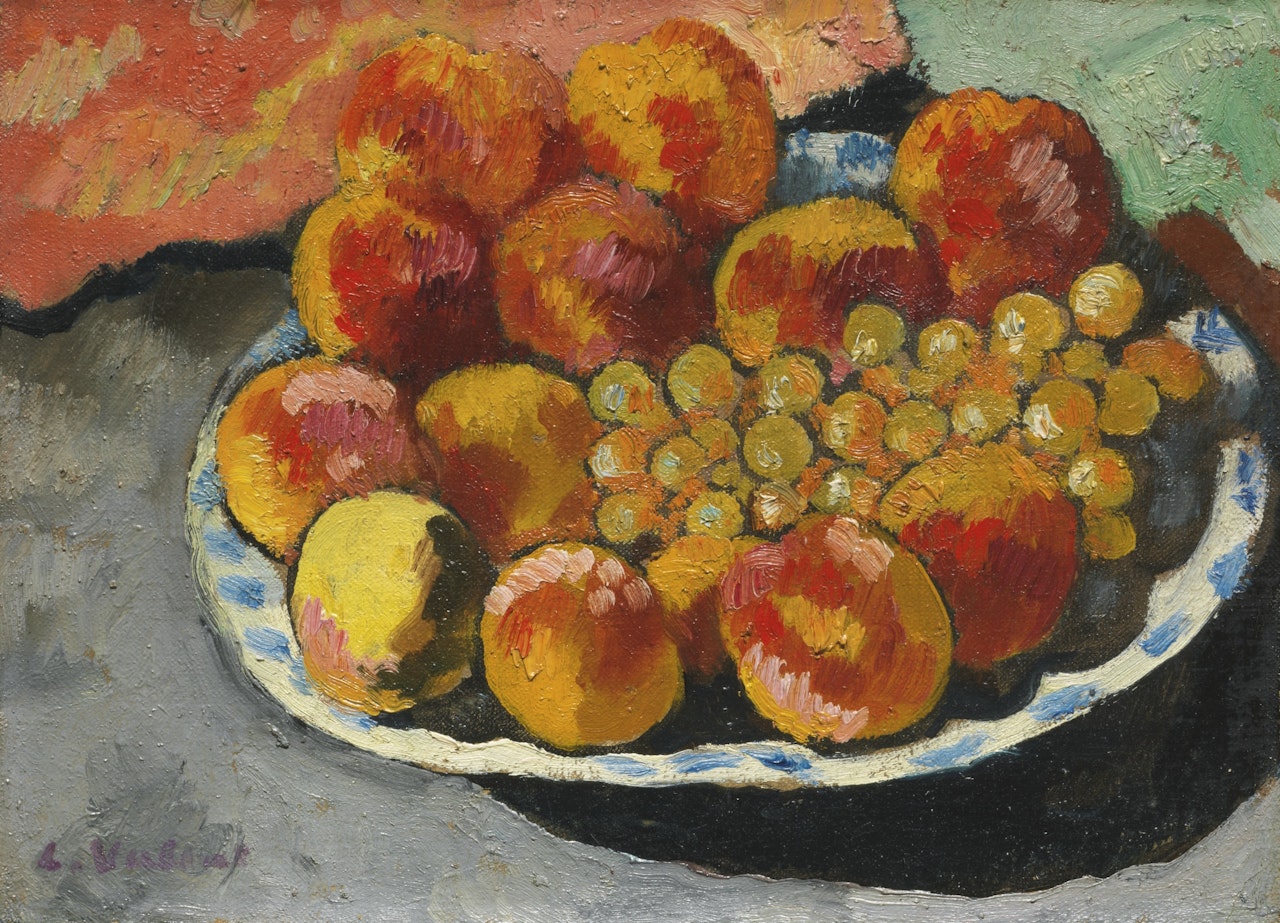PLAT DE PÊCHES ET GRAPPE DE RAISIN by Louis Valtat