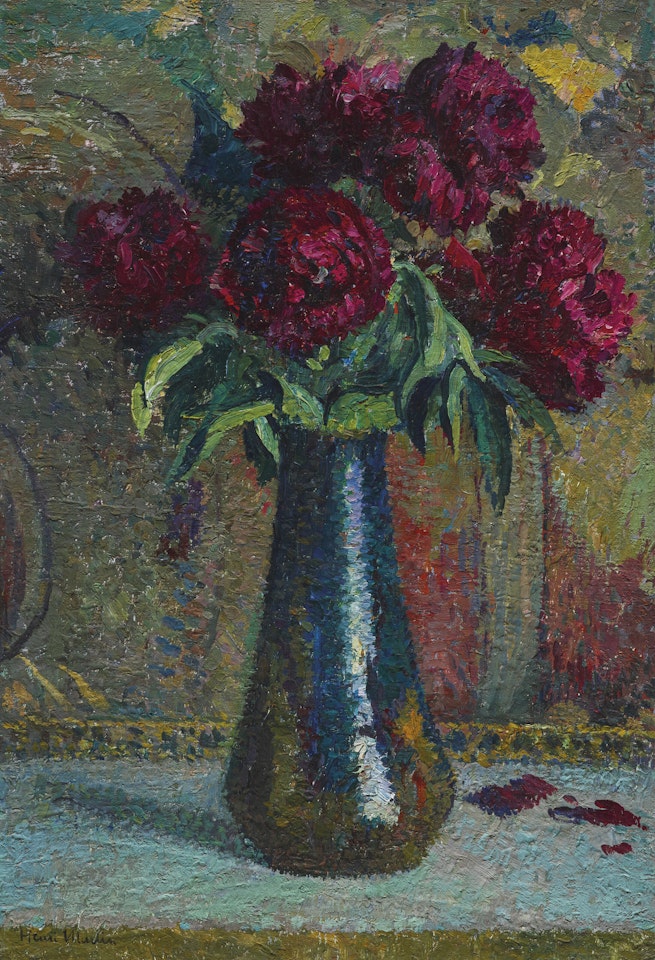 Pivoines rouges dans un vase Dalpayrat by Henri Martin