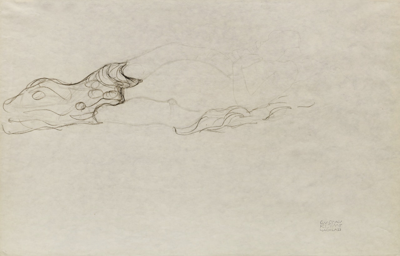 Freundinnen, die Unterschenkel mit gemustertem Tuch verdeckt by Gustav Klimt