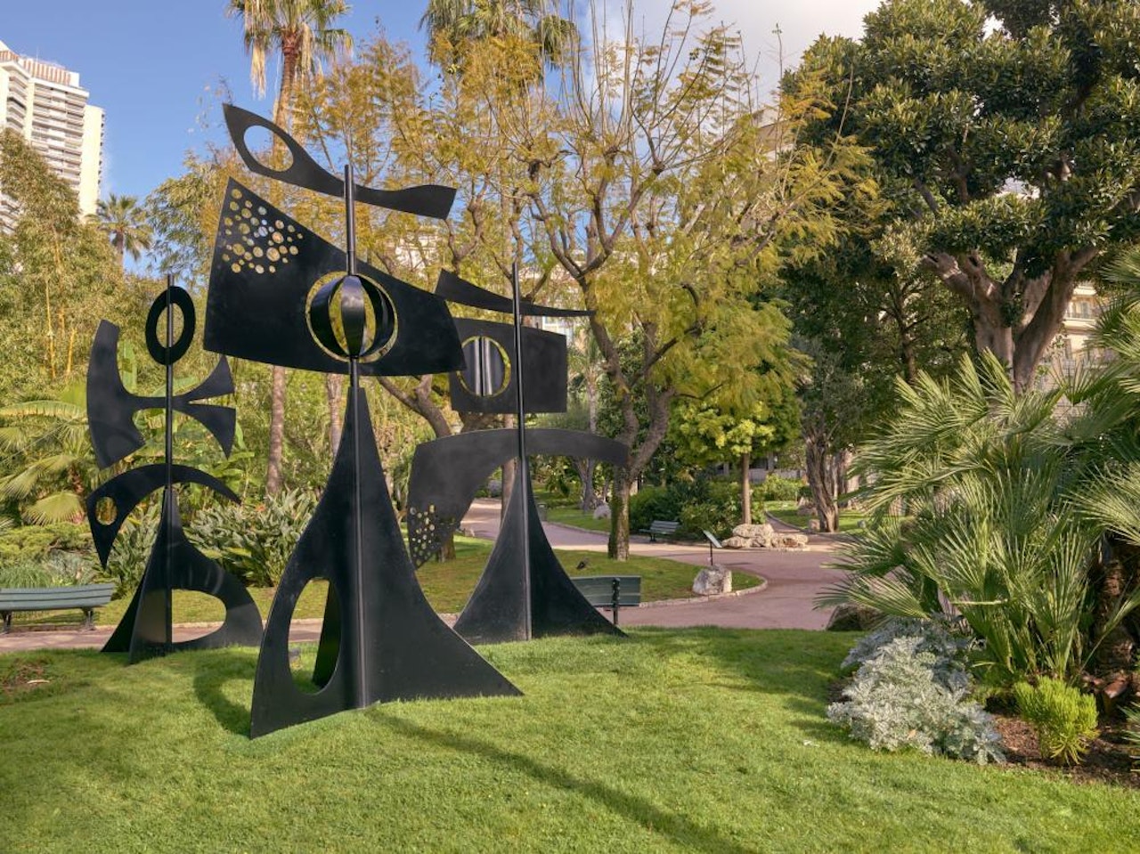 Girouettes (Marbella-Shanghaï) by Philippe Hiquily